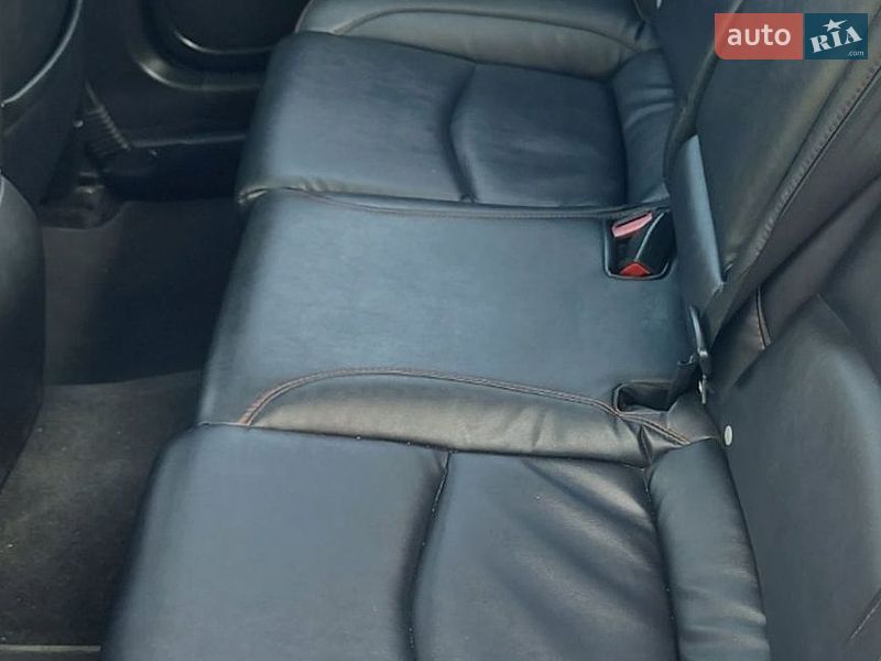 Седан Mazda 3 2014 в Львове