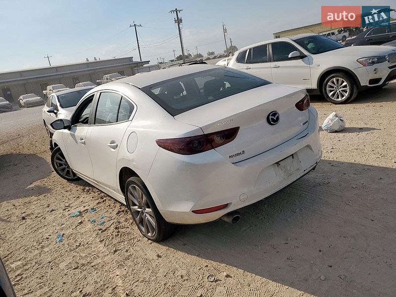 Седан Mazda 3 2021 в Холодноводке