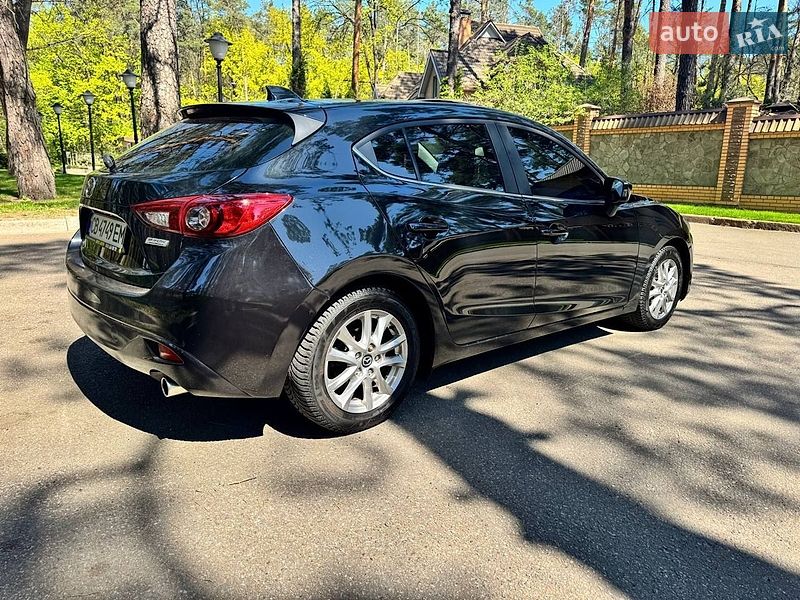 Хэтчбек Mazda 3 2014 в Чернигове