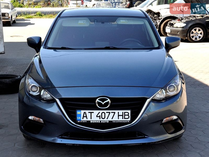 Седан Mazda 3 2016 в Львове