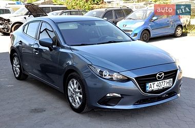 Седан Mazda 3 2016 в Львове
