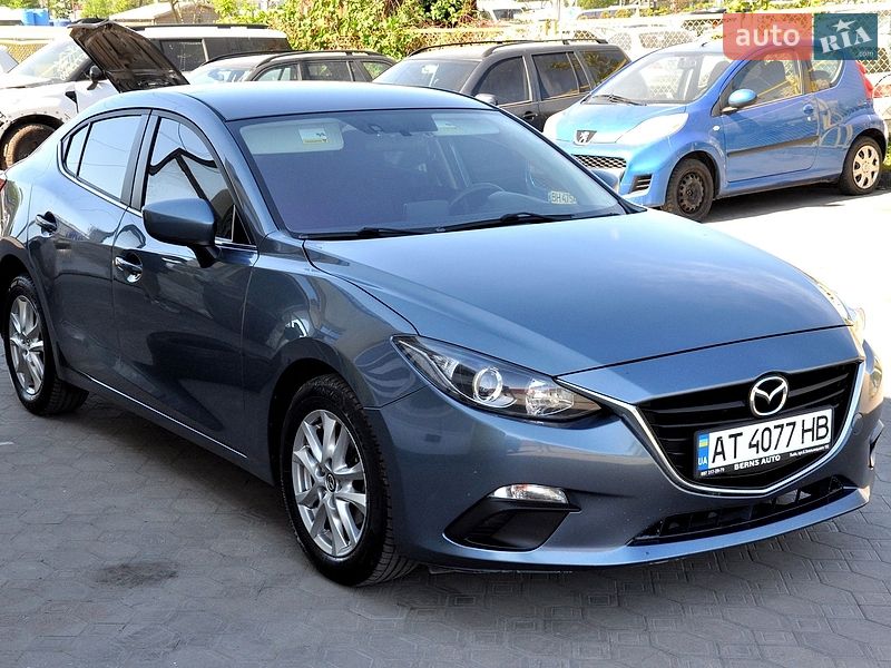 Седан Mazda 3 2016 в Львове