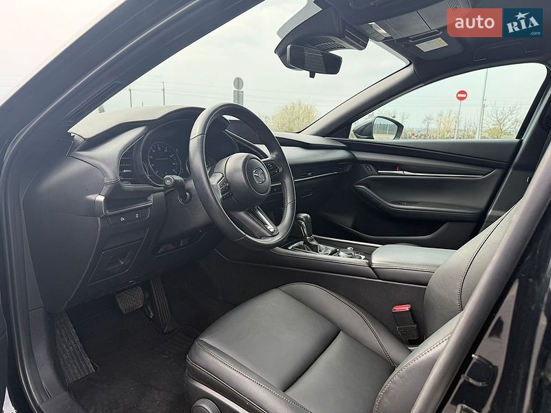 Хэтчбек Mazda 3 2023 в Львове
