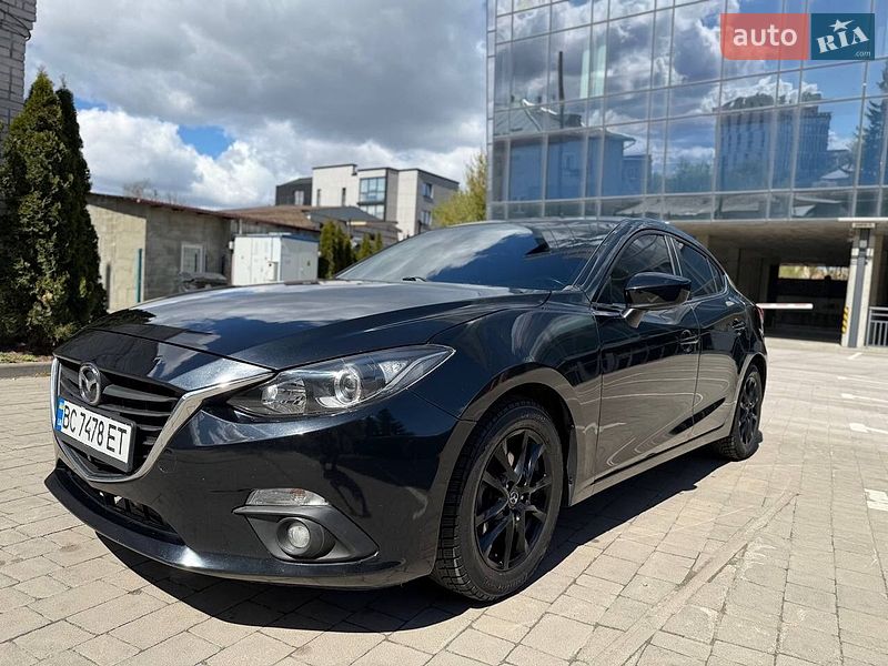Седан Mazda 3 2014 в Львове