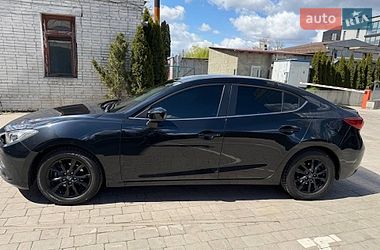 Седан Mazda 3 2014 в Львове