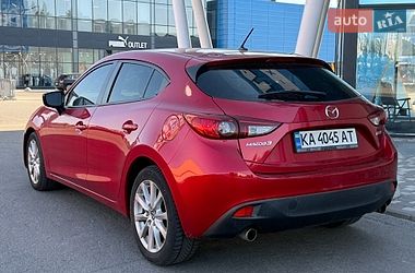 Хэтчбек Mazda 3 2016 в Киеве