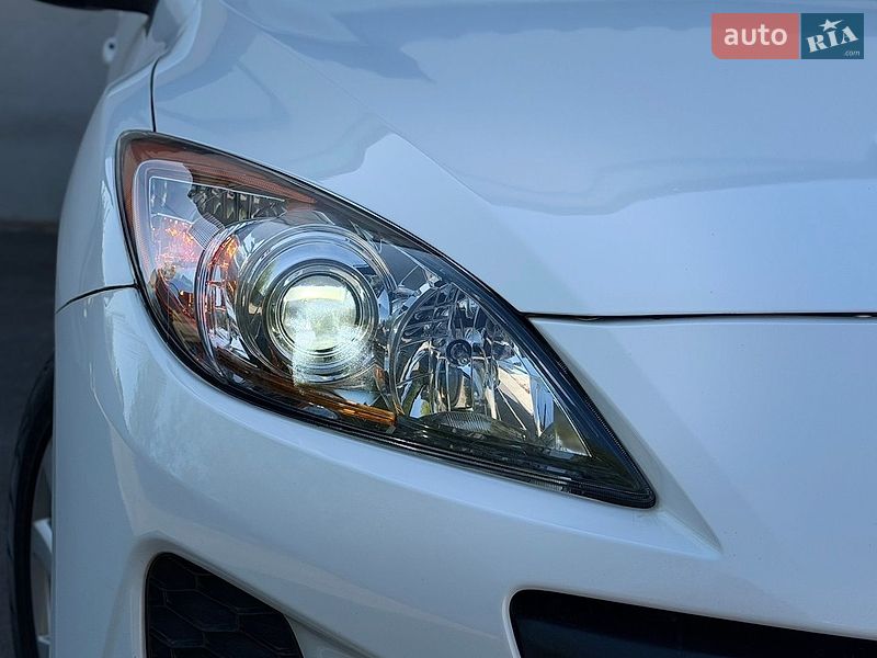 Хэтчбек Mazda 3 2012 в Виннице