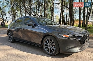Хэтчбек Mazda 3 2019 в Ахтырке