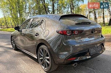 Хэтчбек Mazda 3 2019 в Ахтырке