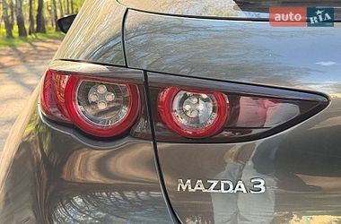 Хэтчбек Mazda 3 2019 в Ахтырке