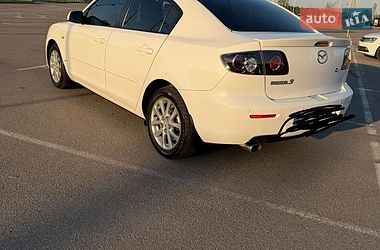 Седан Mazda 3 2008 в Ходосовке