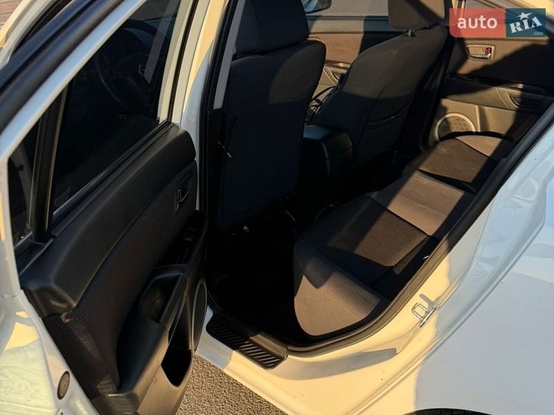 Седан Mazda 3 2008 в Ходосовке
