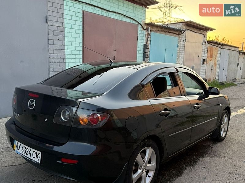 Седан Mazda 3 2005 в Харькове