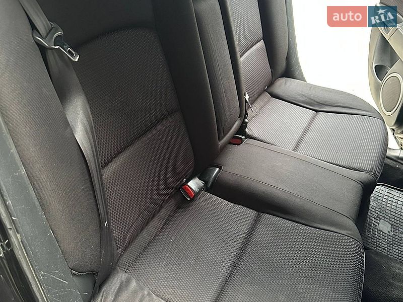 Седан Mazda 3 2006 в Львове