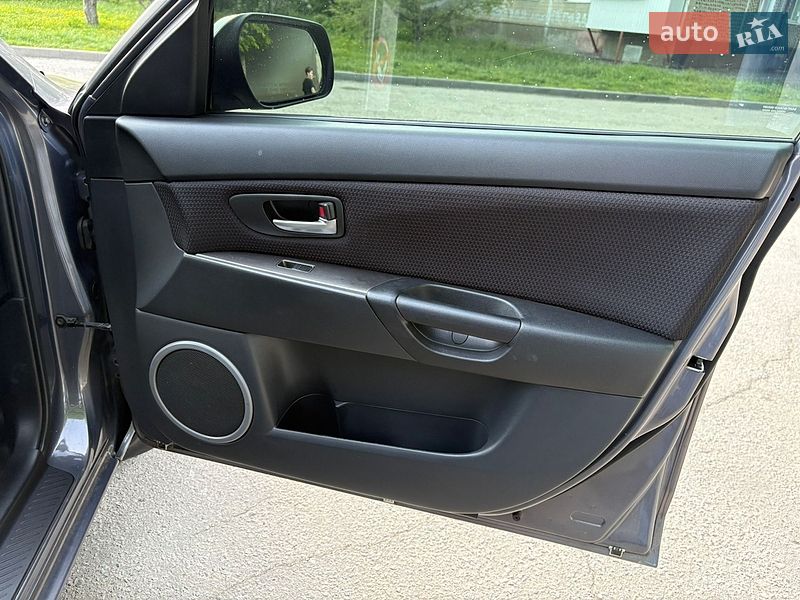 Седан Mazda 3 2007 в Харькове