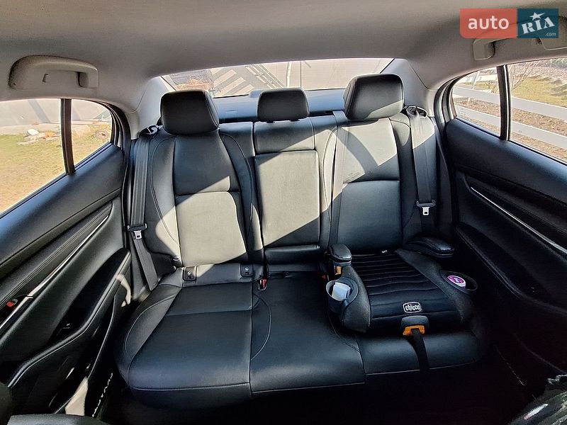 Седан Mazda 3 2019 в Борисполе