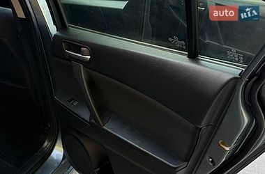 Седан Mazda 3 2012 в Бориславі