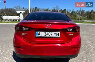 Седан Mazda 3 2017 в Киеве