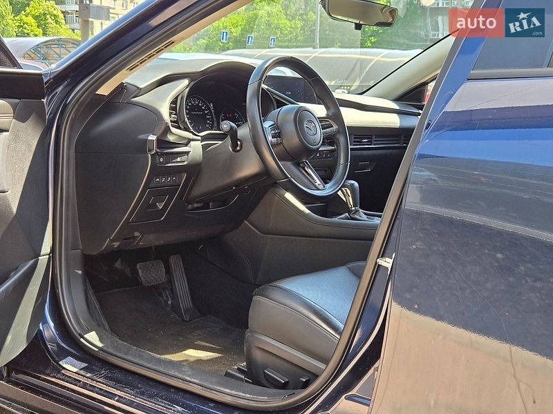 Седан Mazda 3 2019 в Києві