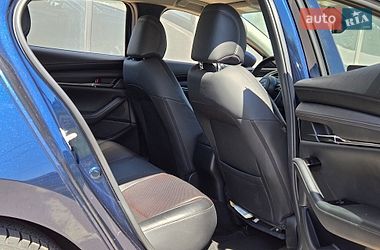 Седан Mazda 3 2019 в Києві