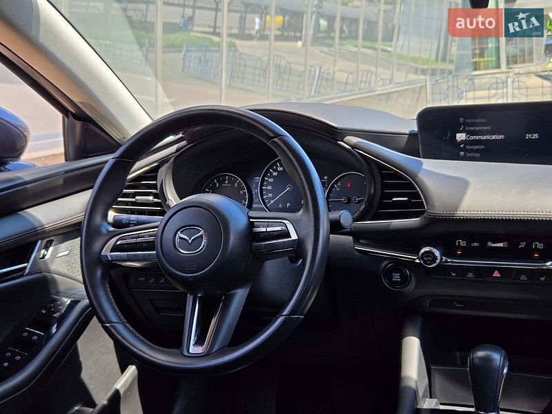 Седан Mazda 3 2019 в Києві