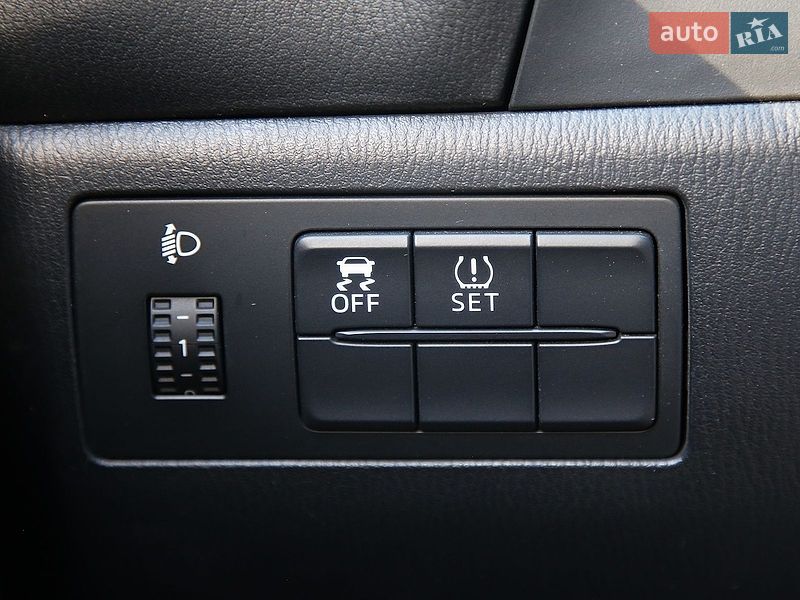 Седан Mazda 3 2015 в Харькове
