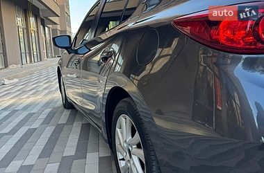 Седан Mazda 3 2016 в Киеве