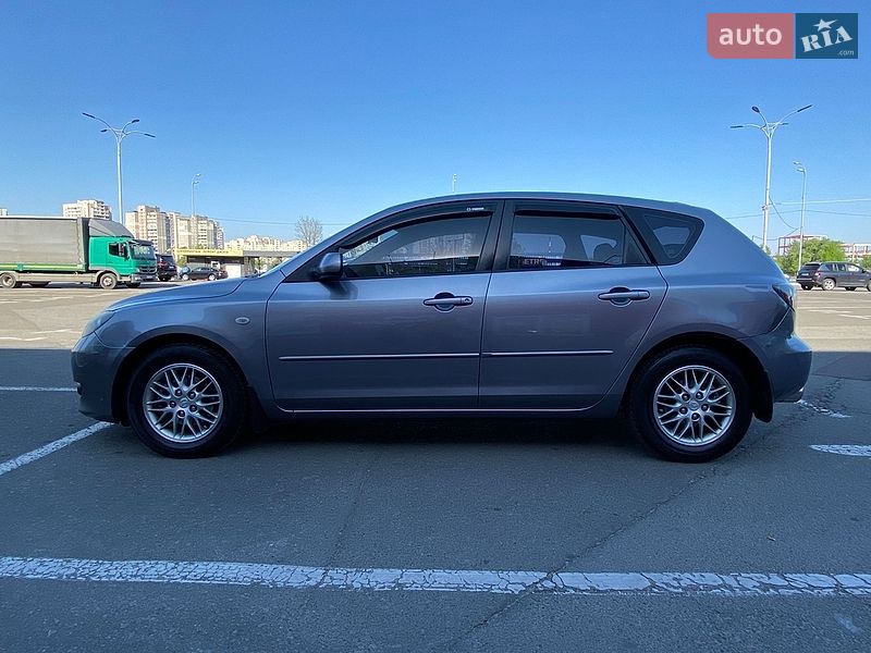 Хэтчбек Mazda 3 2006 в Киеве