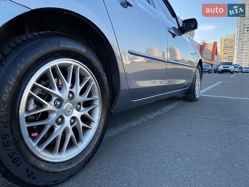 Хэтчбек Mazda 3 2006 в Киеве