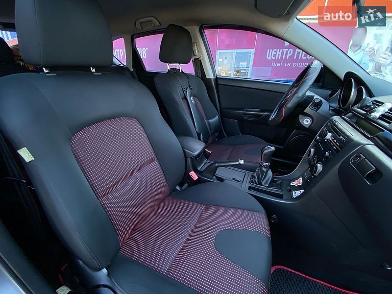 Хэтчбек Mazda 3 2006 в Киеве