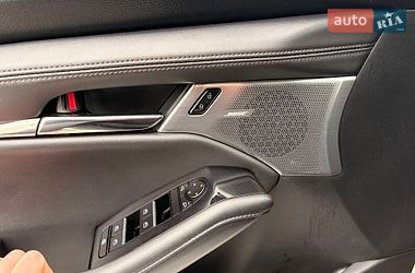 Седан Mazda 3 2020 в Софіївській Борщагівці