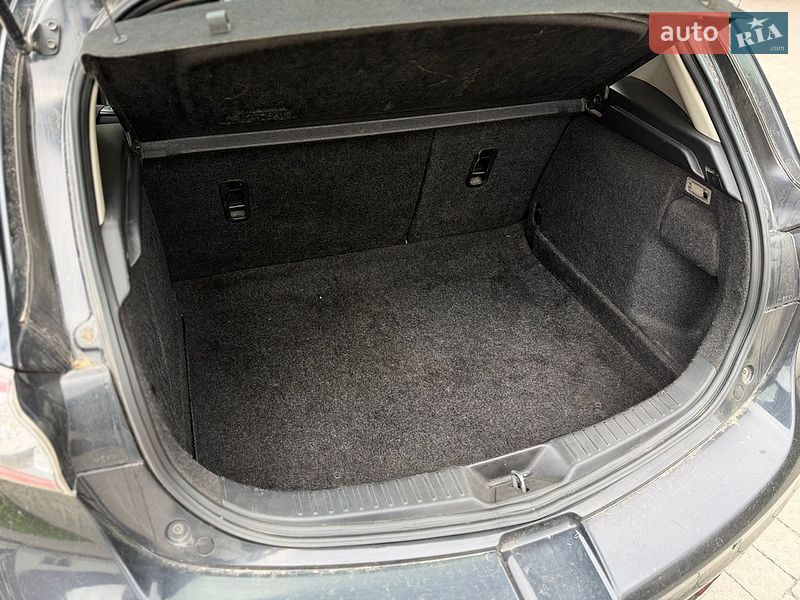 Хэтчбек Mazda 3 2009 в Львове
