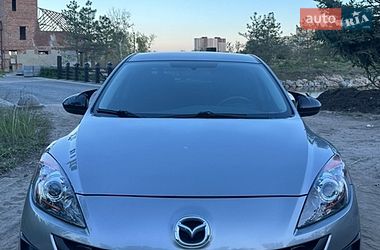 Седан Mazda 3 2012 в Дніпрі