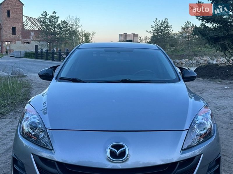 Mazda 3 2012
