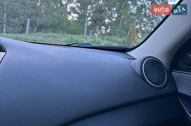 Седан Mazda 3 2012 в Днепре
