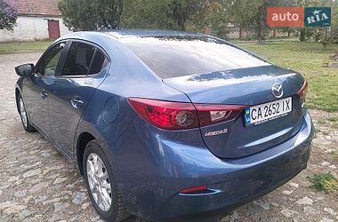 Седан Mazda 3 2017 в Первомайську
