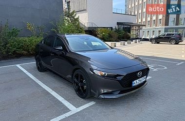 Седан Mazda 3 2021 в Киеве