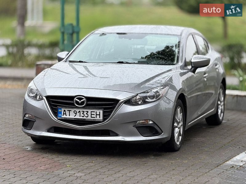 Седан Mazda 3 2015 в Івано-Франківську