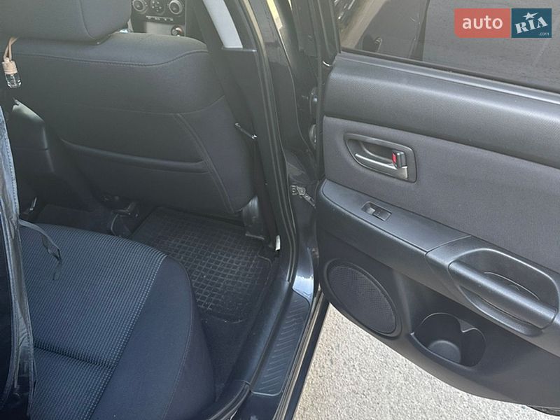 Хетчбек Mazda 3 2005 в Херсоні