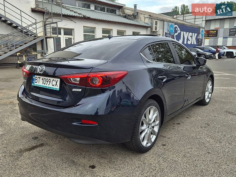 Седан Mazda 3 2017 в Одесі