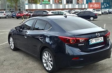 Седан Mazda 3 2017 в Одесі