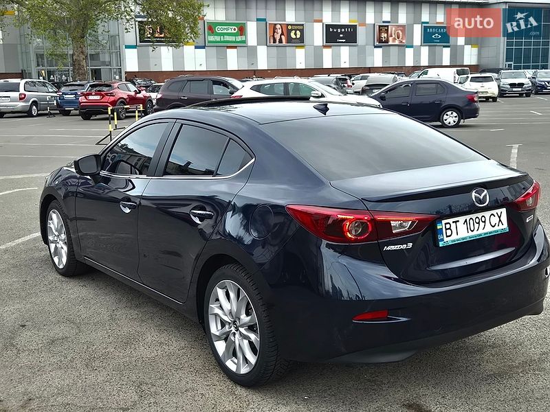 Седан Mazda 3 2017 в Одесі