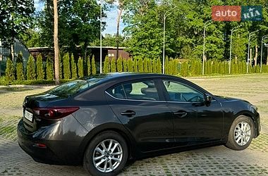 Седан Mazda 3 2015 в Харькове