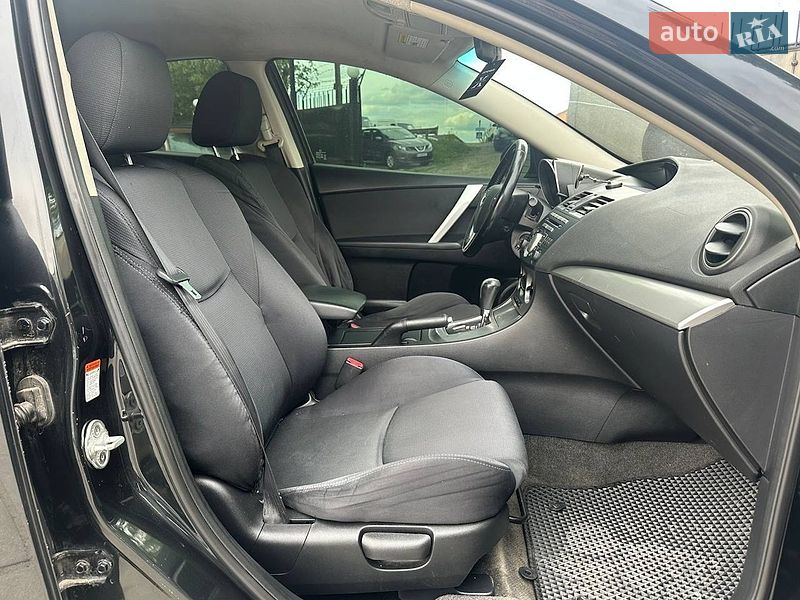 Хэтчбек Mazda 3 2009 в Киеве