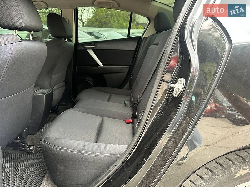 Хэтчбек Mazda 3 2009 в Киеве