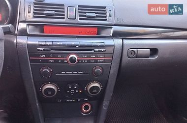 Хэтчбек Mazda 3 2005 в Киеве