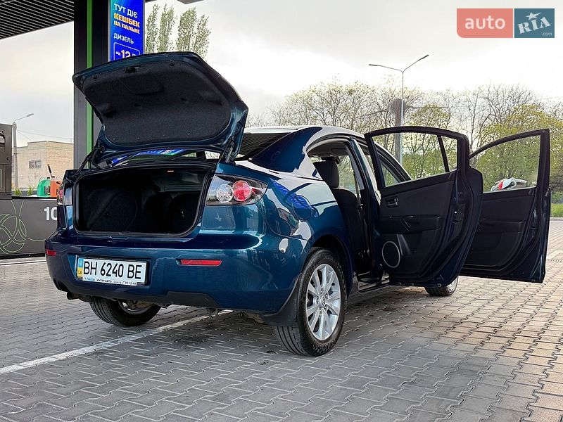 Седан Mazda 3 2007 в Одесі