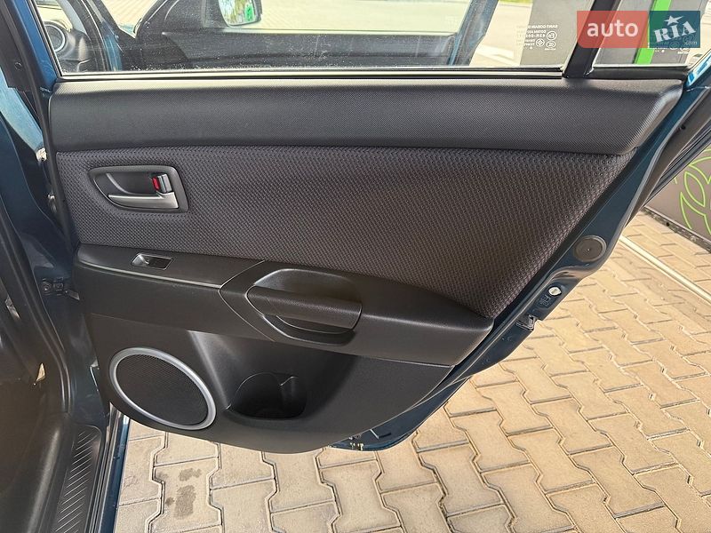 Седан Mazda 3 2007 в Одесі