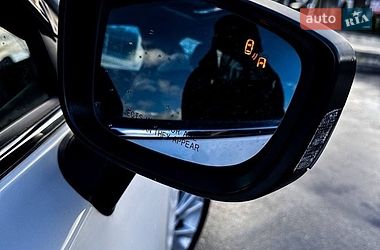 Седан Mazda 3 2014 в Дніпрі