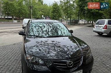 Седан Mazda 3 2004 в Киеве